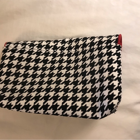 Ellen Tracy makeup or tech case. New - Picture 2 of 5